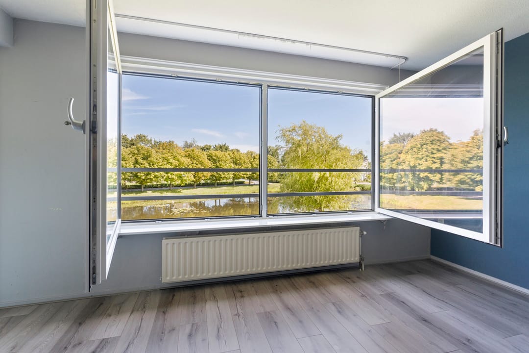 Foto 2 van Prins Clausplein 3