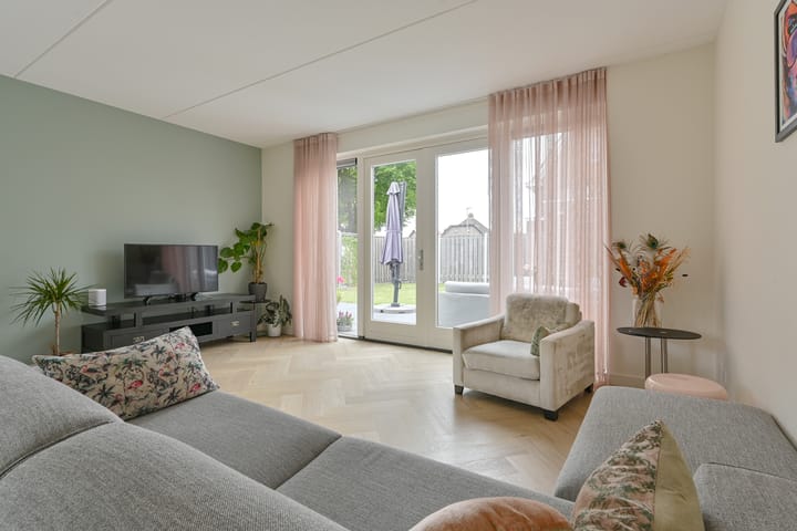 Photo 20 of Menso Altinghof 1