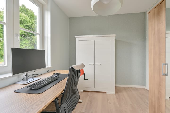 Photo 41 of Menso Altinghof 1