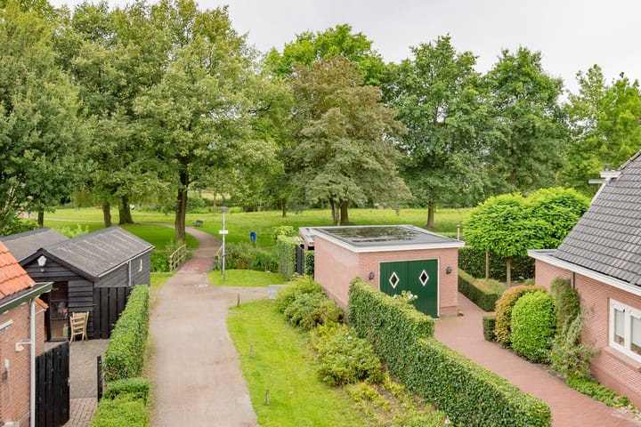 Foto 3 van Koninginnelaan 32