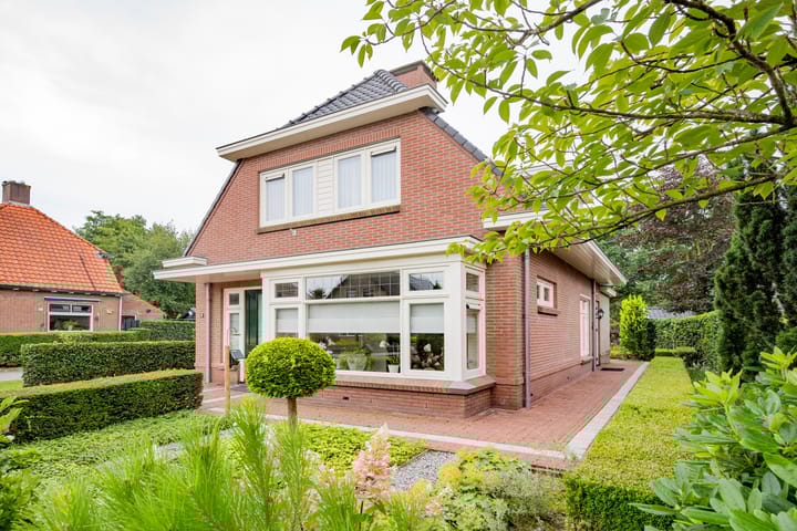 Foto 31 van Koninginnelaan 32