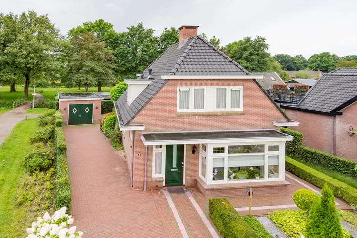 Foto 33 van Koninginnelaan 32