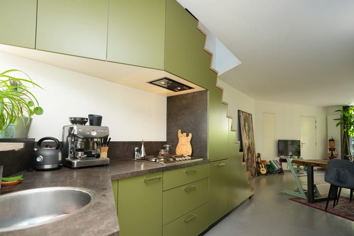 Foto 13 van van Nispenstraat 240