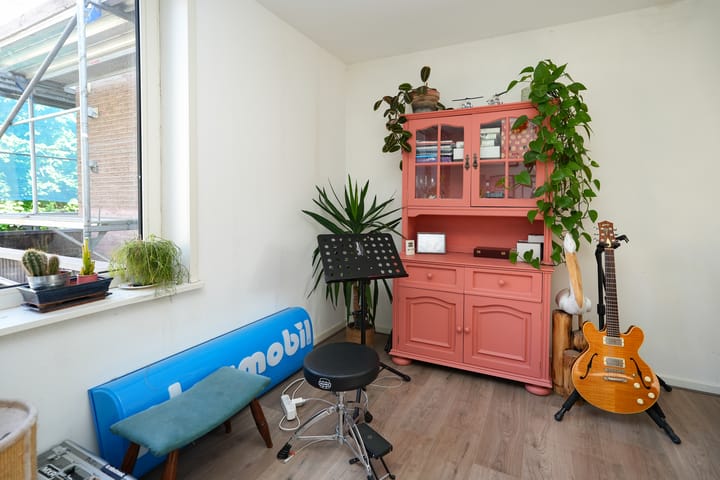 Foto 18 van van Nispenstraat 240