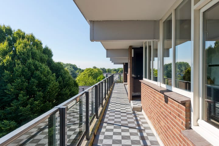 Foto 3 van Loplein 69