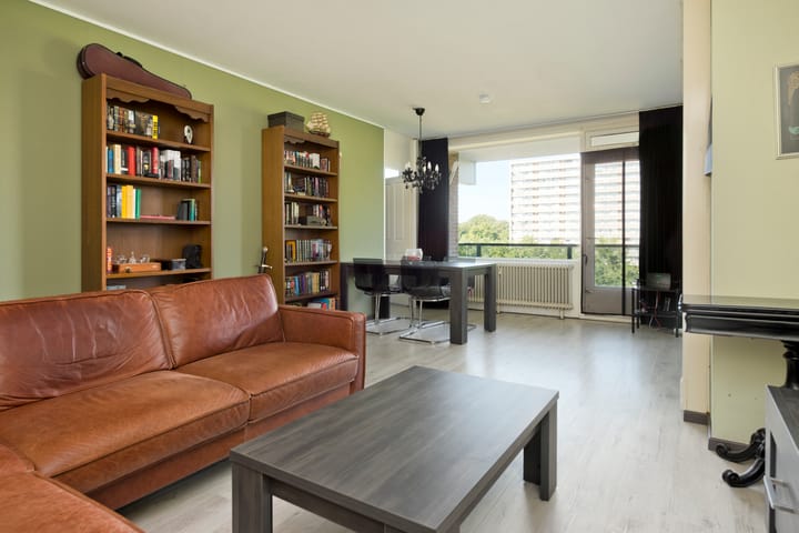 Foto 6 van Loplein 69