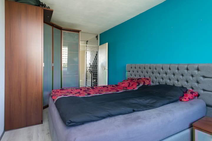 Foto 12 van Loplein 69