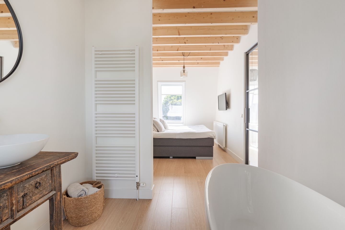 Foto 35 van Valkenierslaan 236