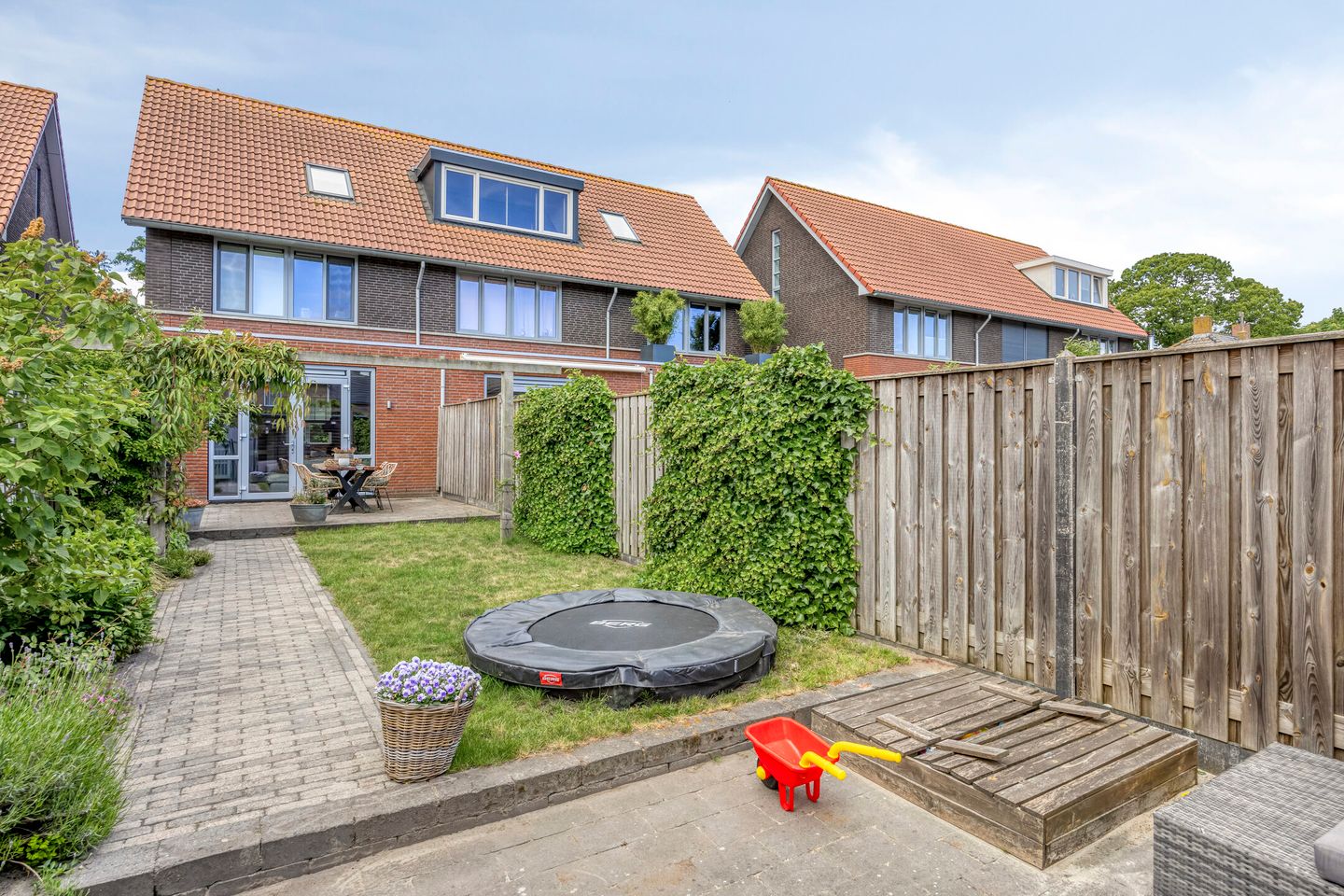 Foto 29 van Julianastraat 37-E