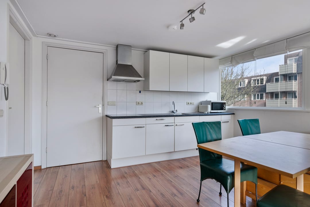 Foto 11 van P Czn Hooftlaan 4-F