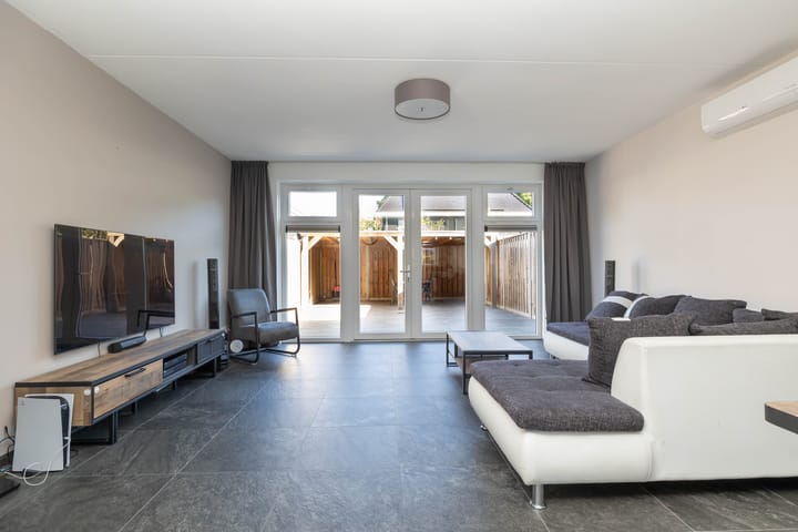 Foto 3 van Ennikstraat 9