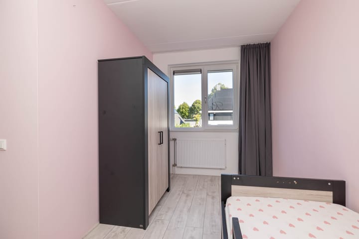 Foto 27 van Ennikstraat 9