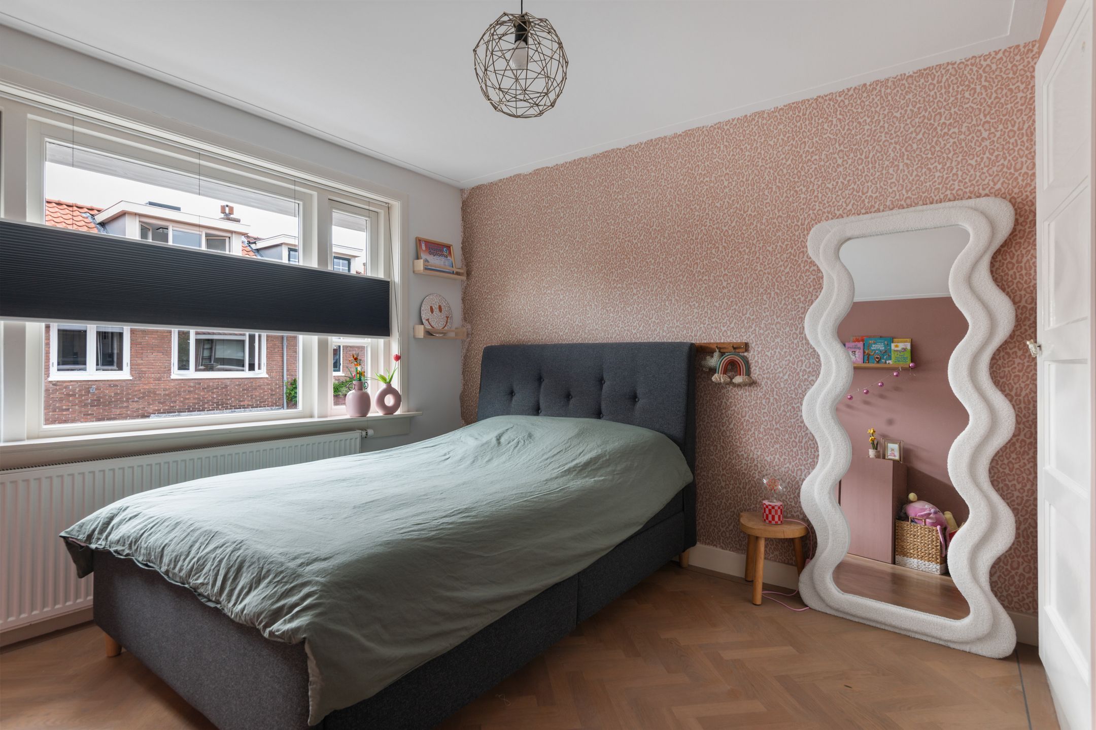 Foto 33 van Jan van den Bergstraat 16