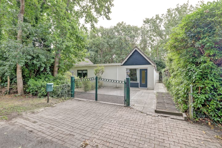 Foto 2 van Acacialaan 13