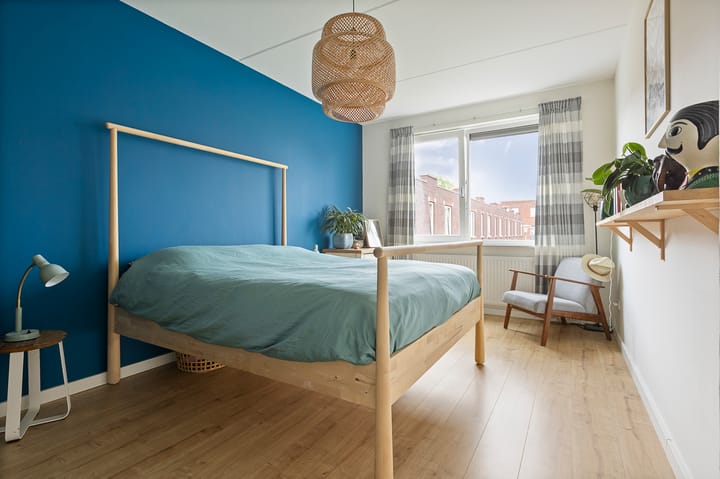 Foto 23 van Antillenstraat 56