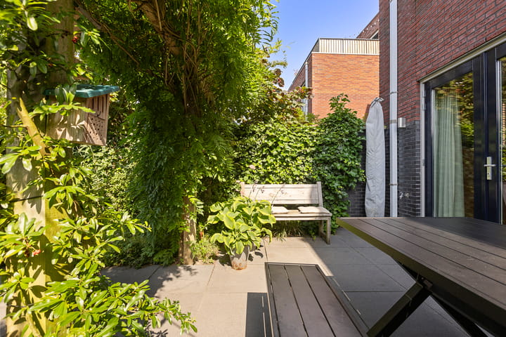 Foto 34 van Antillenstraat 56