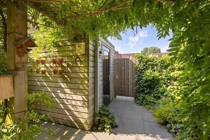 Foto 37 van Antillenstraat 56