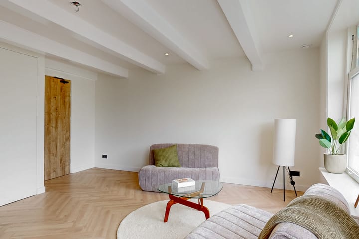 Photo 10 of Hooigracht 37-B