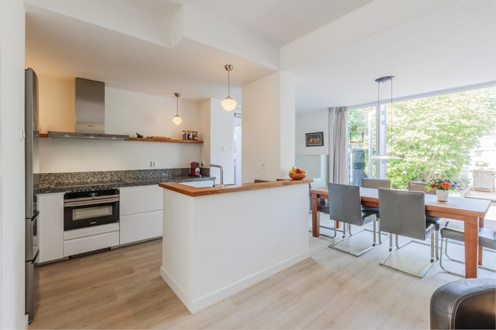 Foto 4 van Stationsweg 42