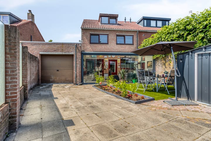 Foto 3 van Moleneindstraat 26