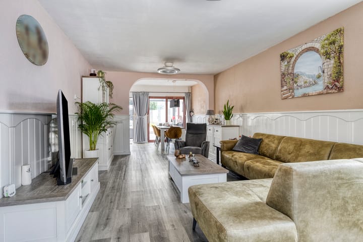 Foto 9 van Moleneindstraat 26