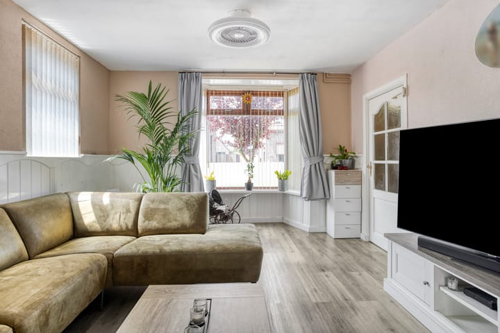 Foto 10 van Moleneindstraat 26