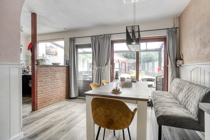 Foto 11 van Moleneindstraat 26