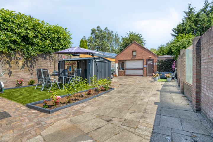 Foto 38 van Moleneindstraat 26