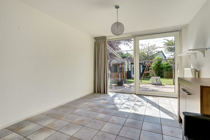 Foto 19 van Beatrixplantsoen 48