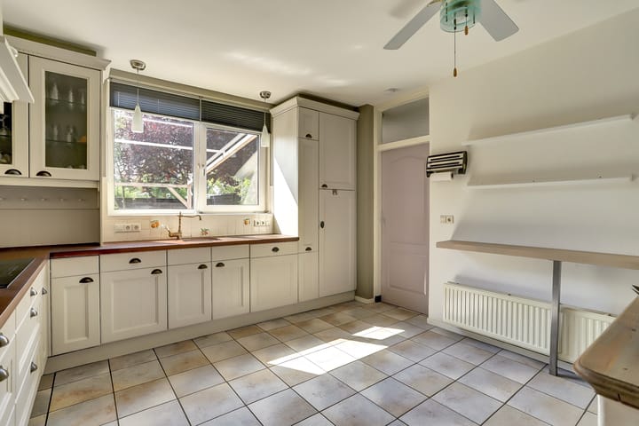 Foto 21 van Beatrixplantsoen 48