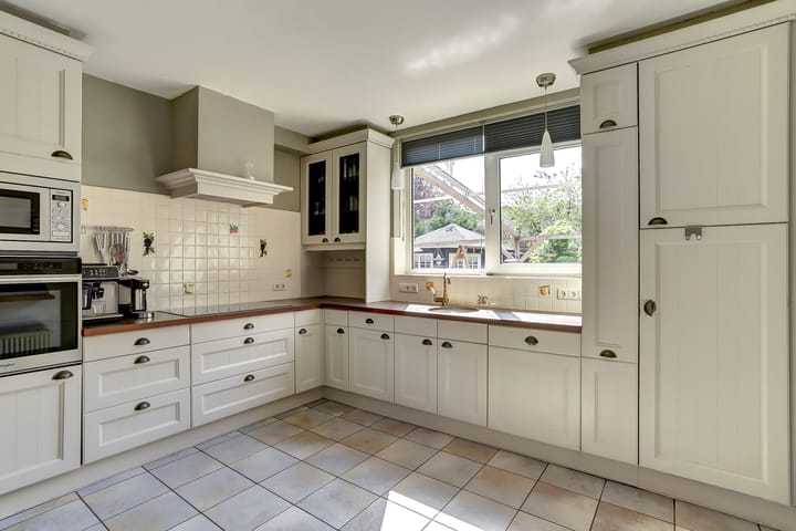 Foto 22 van Beatrixplantsoen 48