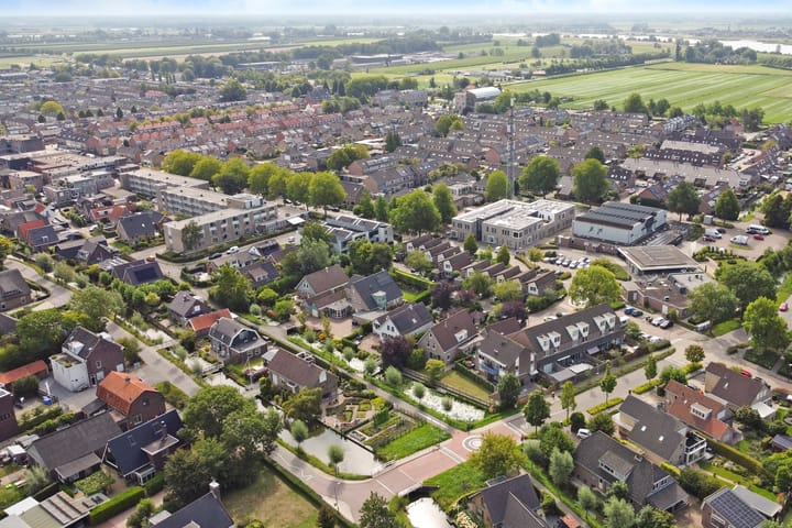 Foto 67 van Beatrixplantsoen 48