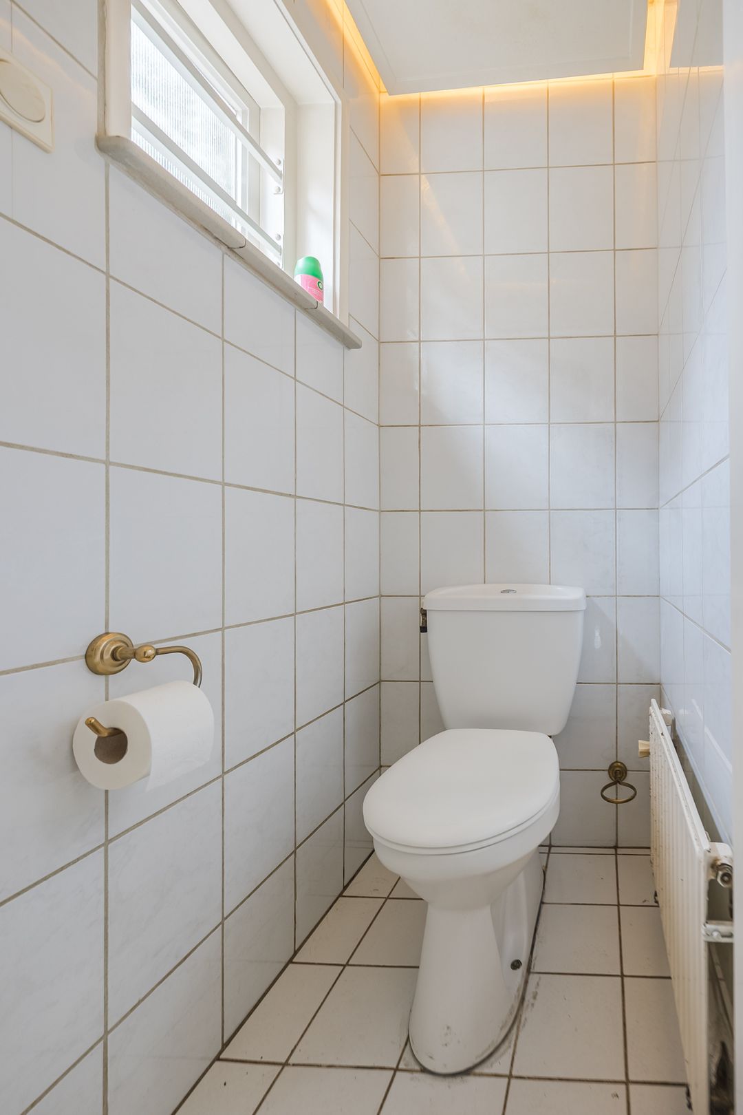 Photo 8 of Beatrixstraat 1