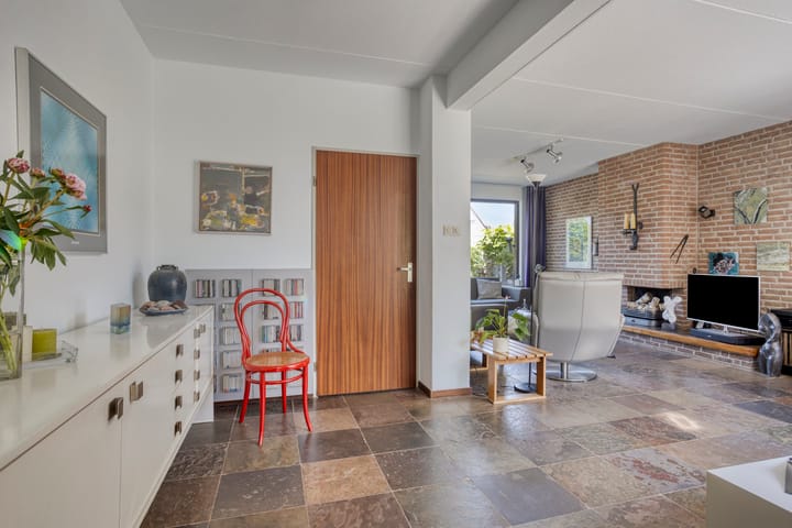 Foto 7 van Azaleastraat 22