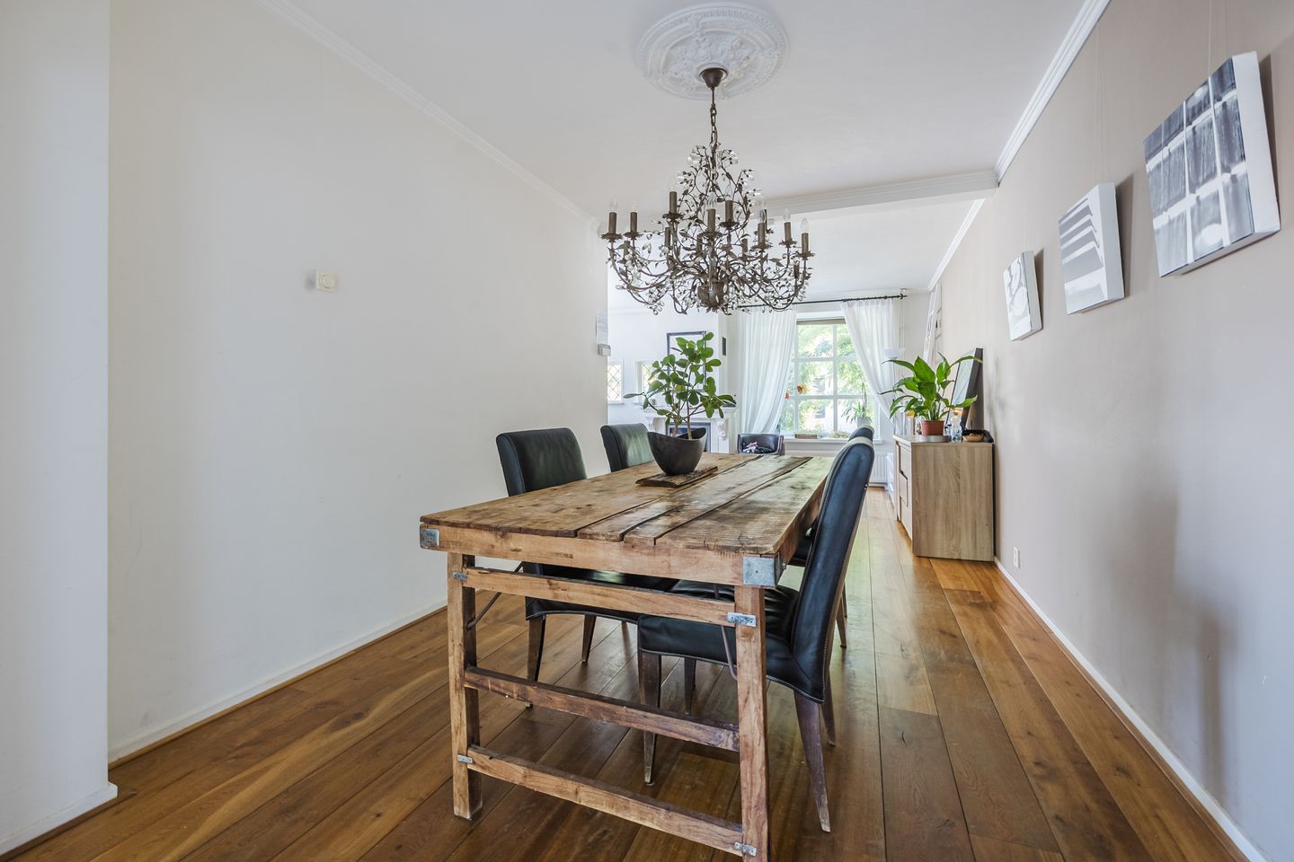 Photo 14 of Beatrixstraat 1