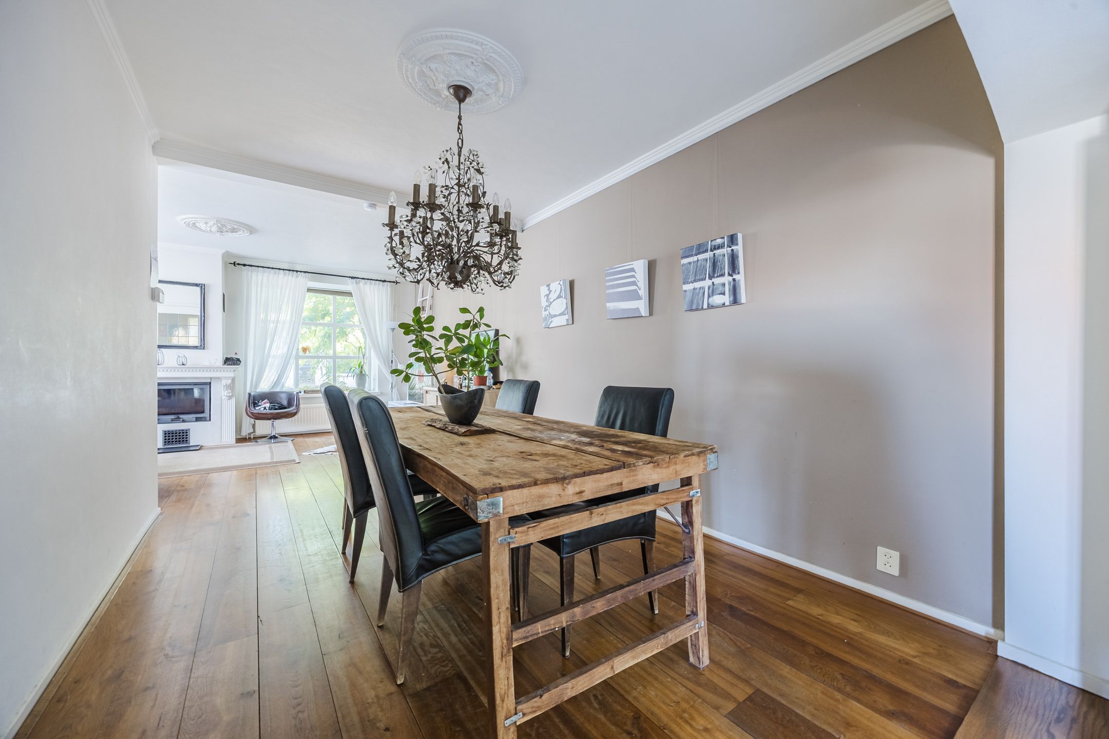 Photo 15 of Beatrixstraat 1