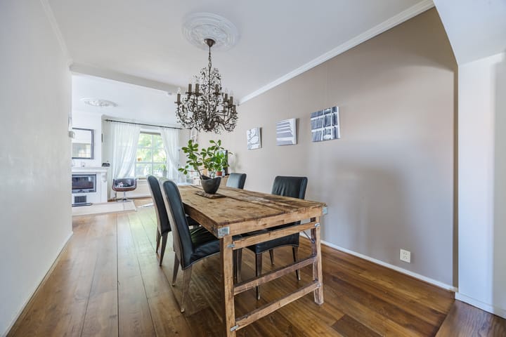 Photo 15 of Beatrixstraat 1