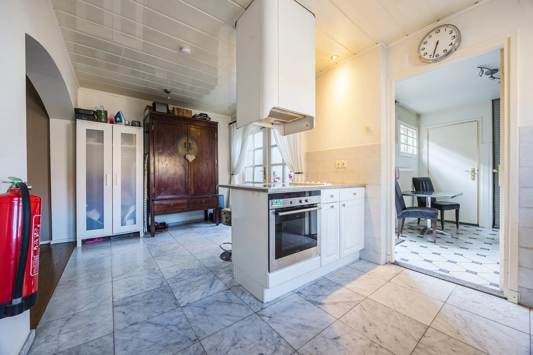 Photo 17 of Beatrixstraat 1