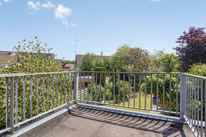 Foto 18 van Azaleastraat 22