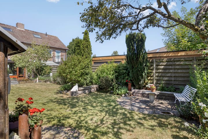 Foto 28 van Azaleastraat 22