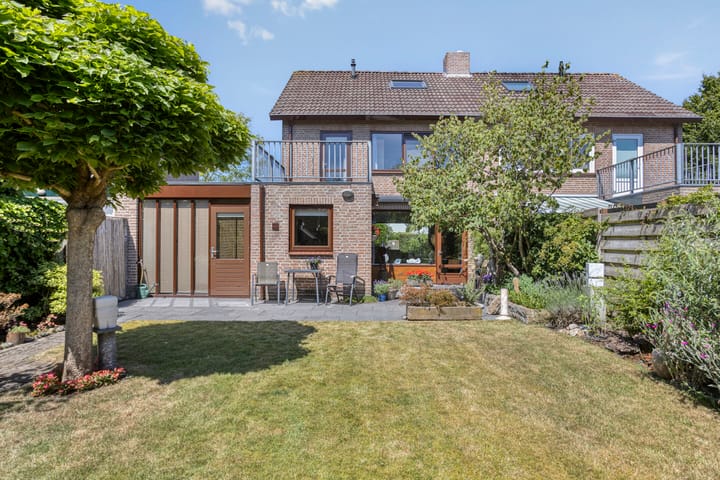 Foto 29 van Azaleastraat 22