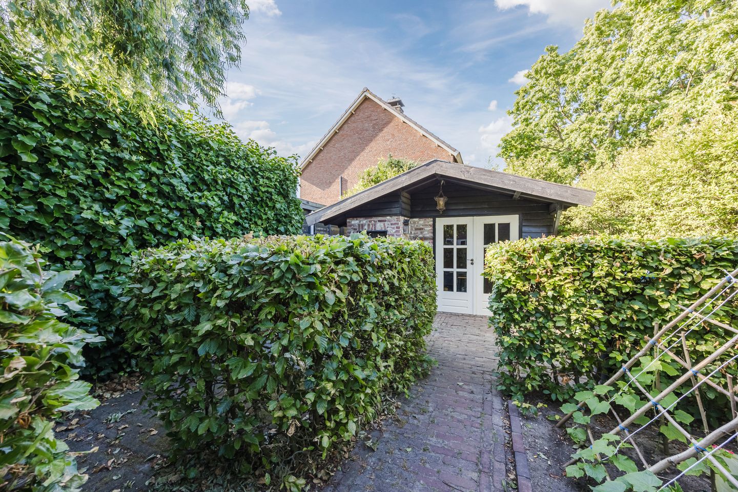 Photo 34 of Beatrixstraat 1