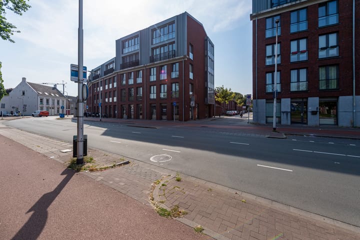 Foto 2 van Sint Eustatiusstraat 4