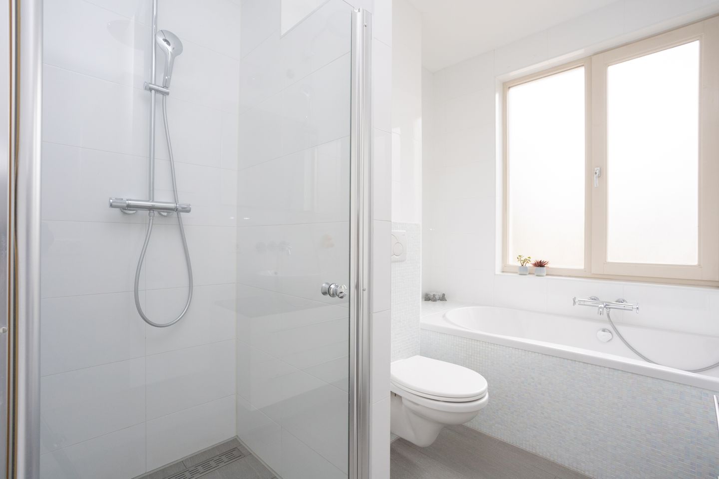 Foto 25 van Naardermeerstraat 40