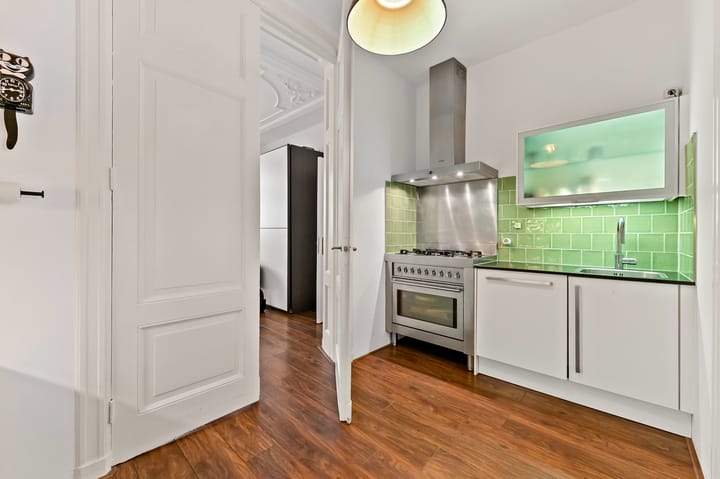 Foto 16 van Van Vollenhovenstraat 60-B01