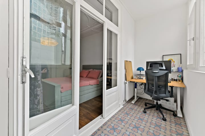 Foto 26 van Van Vollenhovenstraat 60-B01