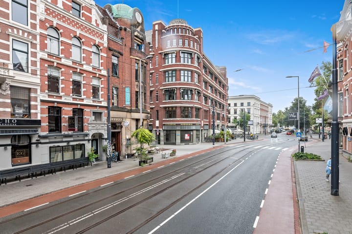 Foto 29 van Van Vollenhovenstraat 60-B01