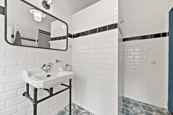 Foto 25 van Van Vollenhovenstraat 60-B01