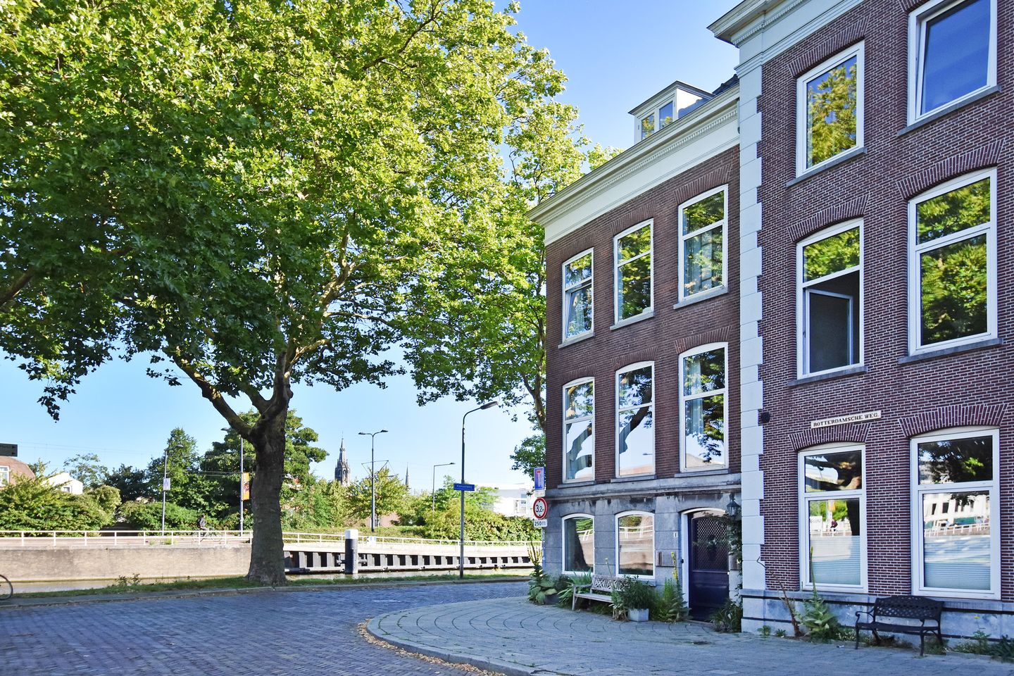 Foto 4 van Rotterdamseweg 1