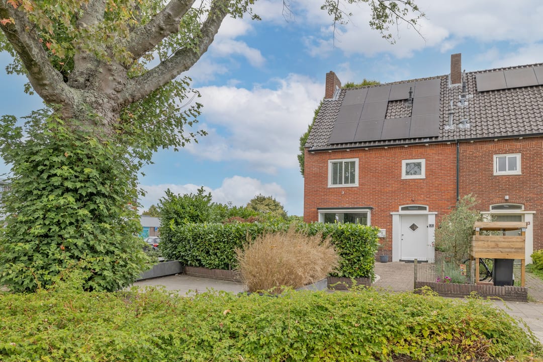 Photo 1 of Catharina van Renneslaan 1